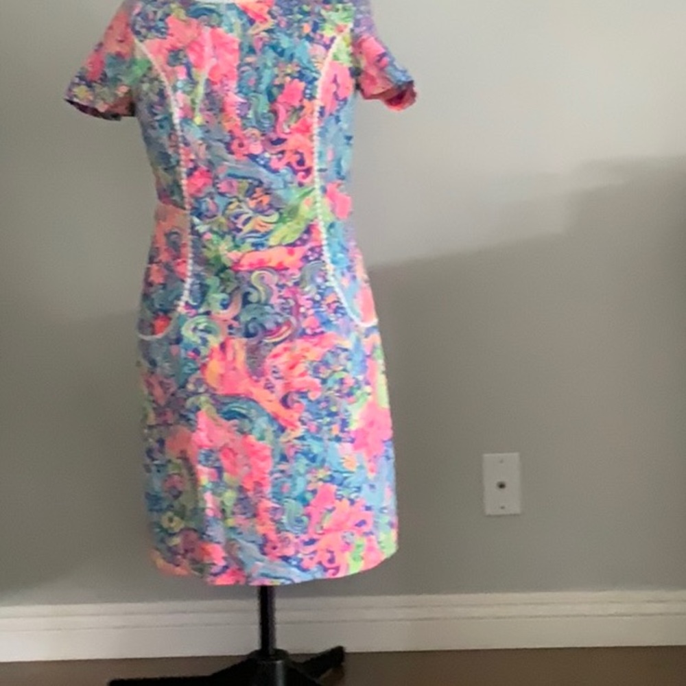Dress - Picture 9 of 9